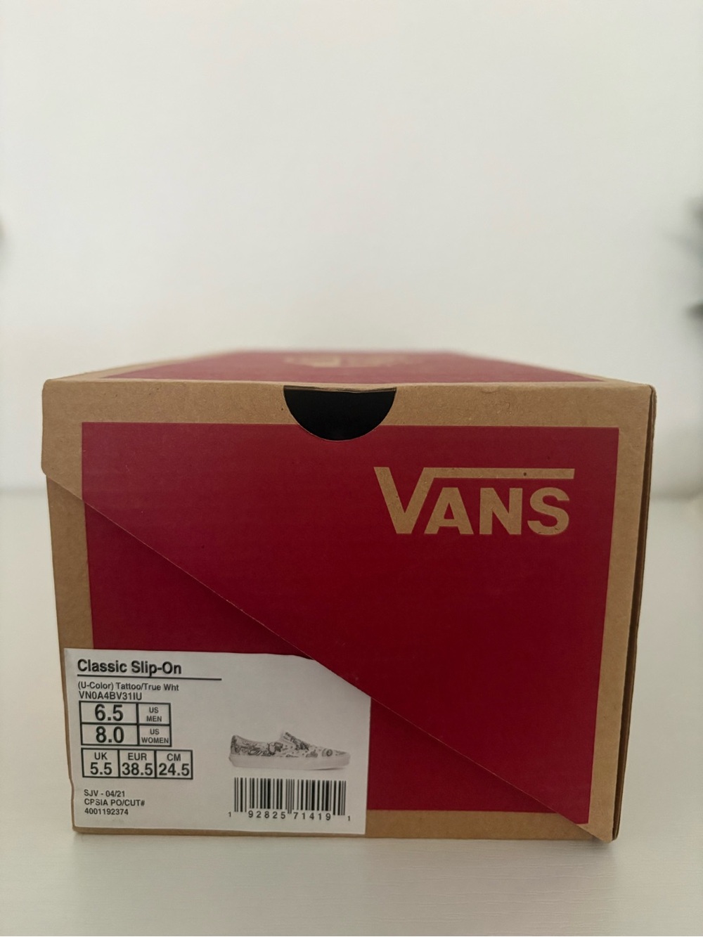NWT- Vans White Slip-On Sneakers with Tattoo-Style Graphics-with Markers - Picture 5 of 13